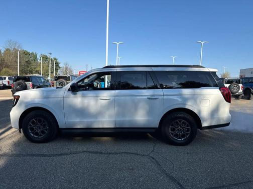 Star White 2025 Ford Expedition Max Active