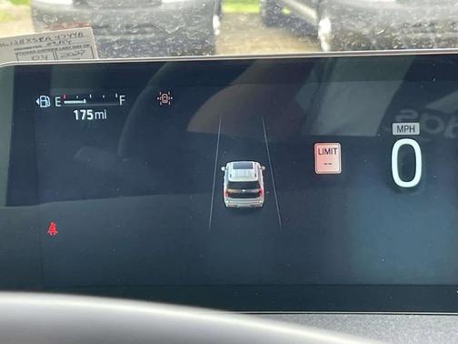 Star White 2025 Ford Expedition Max Active