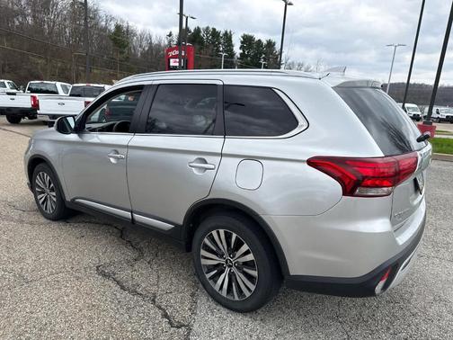 2020 Mitsubishi Outlander SEL