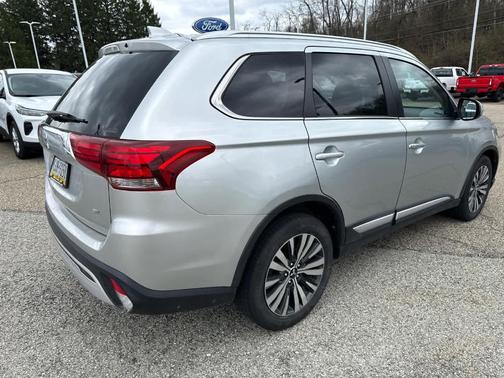 2020 Mitsubishi Outlander SEL