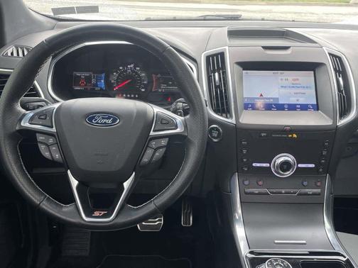 Star White 2020 Ford Edge ST