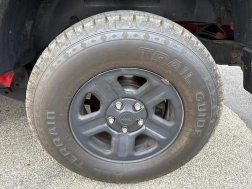 2016 Jeep Wrangler Sport