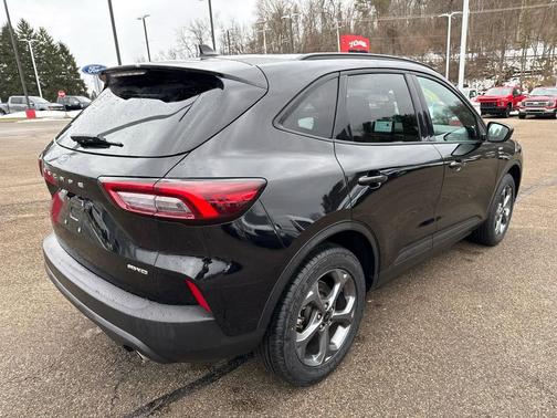 2025 Ford Escape ST-Line Select