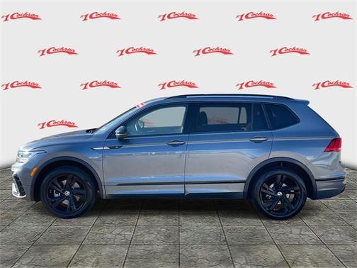 2023 Volkswagen Tiguan 2.0T SE R-Line Black