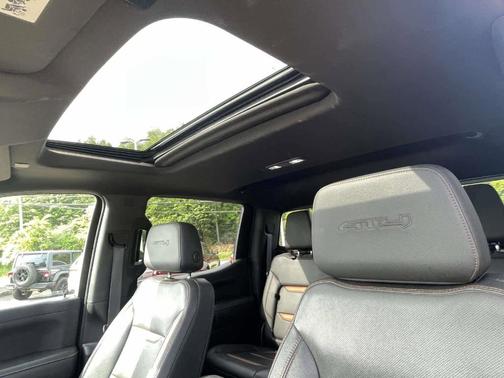 Dark Sky Metallic 2022 GMC Sierra 1500 Limited AT4