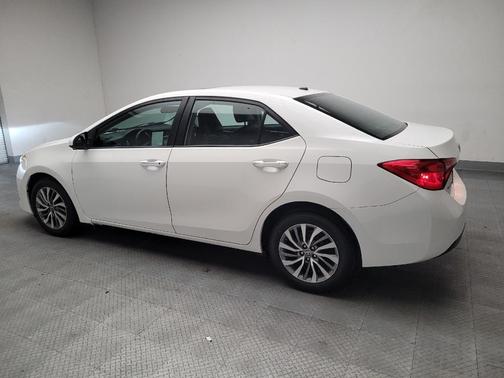 White 2019 Toyota Corolla XLE