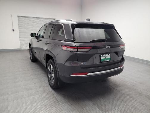 Baltic Gray Metallic Clearcoat 2022 Jeep Grand Cherokee 4xe Base