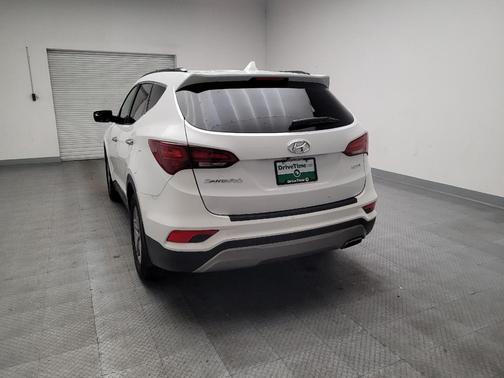 Pearl White 2018 Hyundai Santa Fe Sport 2.4L