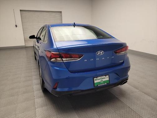 2018 Hyundai SONATA Limited