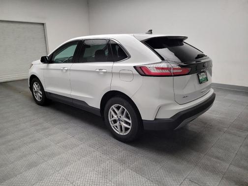 White 2021 Ford Edge SEL
