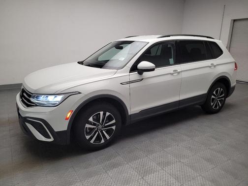 White 2022 Volkswagen Tiguan 2.0T S