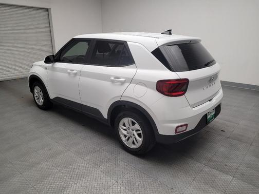 2022 Hyundai VENUE SE