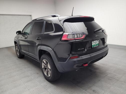 Diamond Black Crystal Pearlcoat 2019 Jeep Cherokee Trailhawk