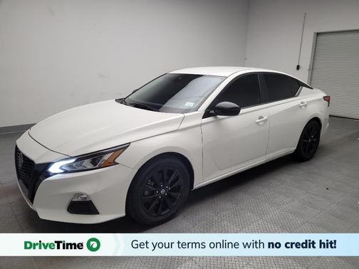 White 2021 Nissan Altima SR FWD