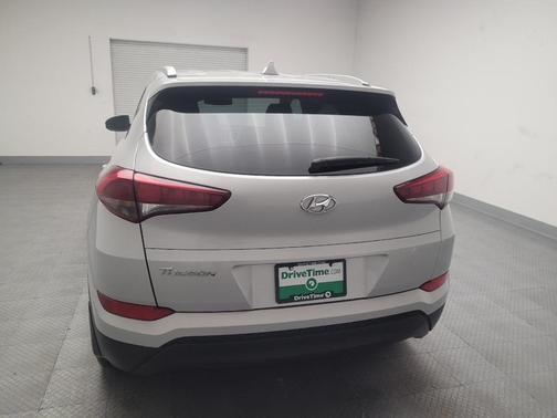 2017 Hyundai TUCSON SE Plus