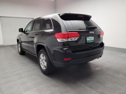 Brilliant Black Crystal Pearlcoat 2016 Jeep Grand Cherokee Laredo