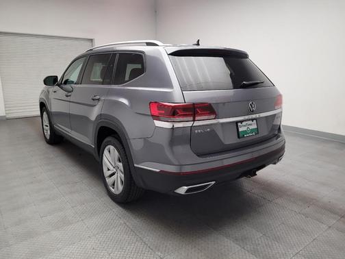Platinum Gray Metallic 2021 Volkswagen Atlas SEL 4Motion (2021.5)