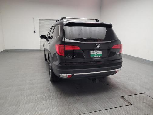 Crystal Black Pearl 2016 Honda Pilot Elite