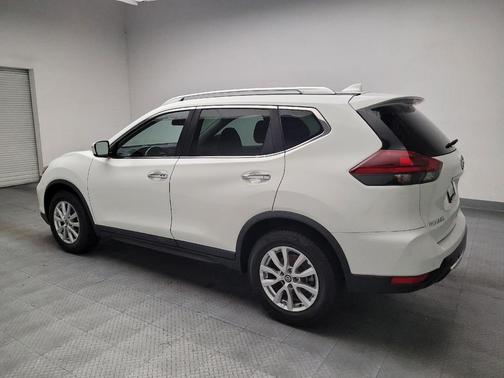 White 2020 Nissan Rogue SV