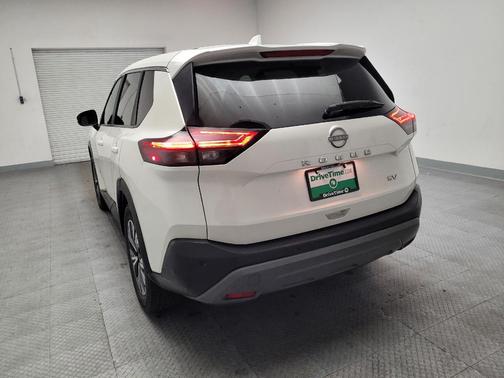 White 2023 Nissan Rogue SV