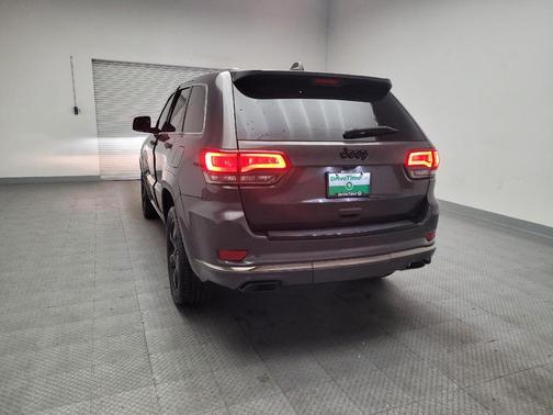 Granite Crystal Metallic Clearcoat 2016 Jeep Grand Cherokee High Altitude