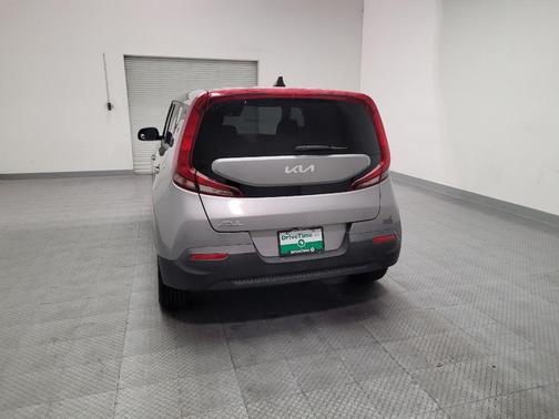 Gray 2022 Kia Soul LX