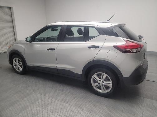 2020 Nissan Kicks S