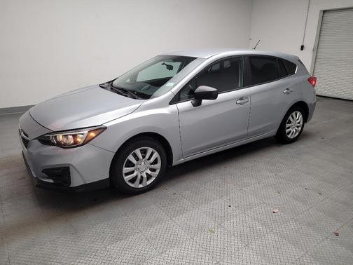 Ice Silver Metallic 2019 Subaru Impreza 2.0i