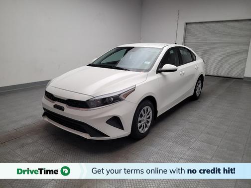 Clear White 2023 Kia Forte LX
