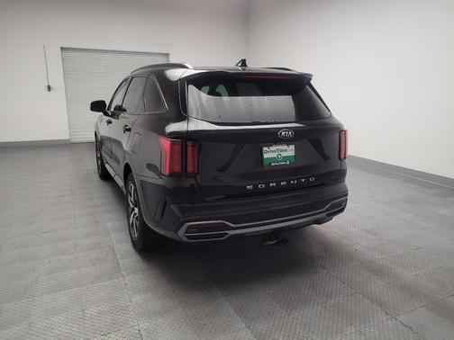 Ebony Black 2021 Kia Sorento S