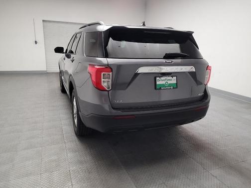 Carbonized Gray Metallic 2022 Ford Explorer XLT