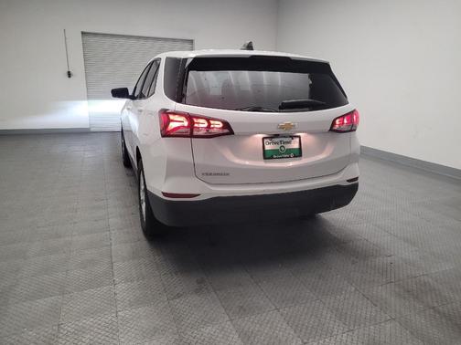 Summit White 2024 Chevrolet Equinox LS
