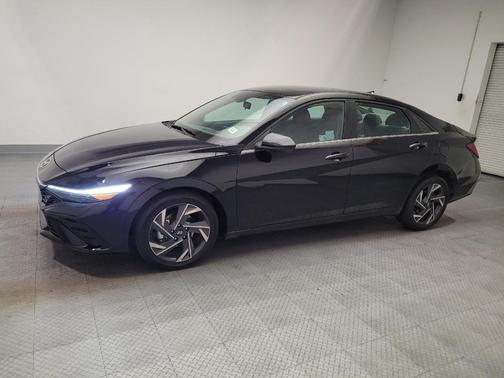 Abyss Black 2025 Hyundai ELANTRA SEL