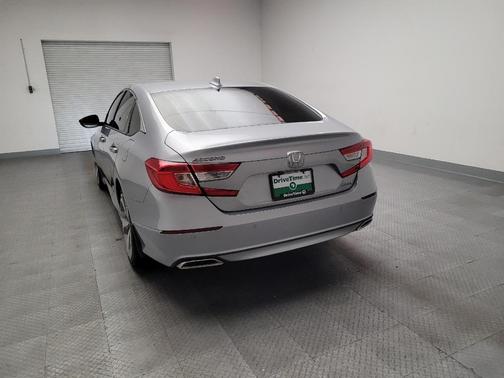 Modern Steel Metallic 2018 Honda Accord Touring