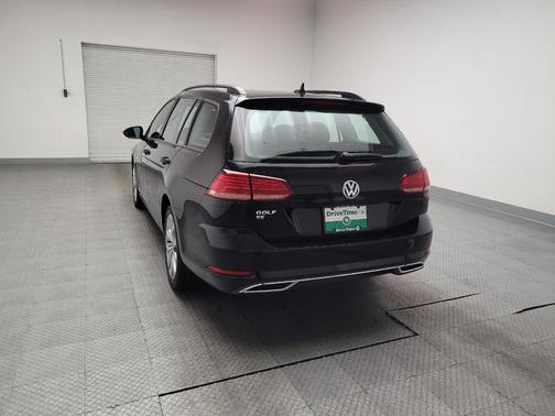 Deep Black Pearl 2019 Volkswagen Golf SportWagen TSI SE