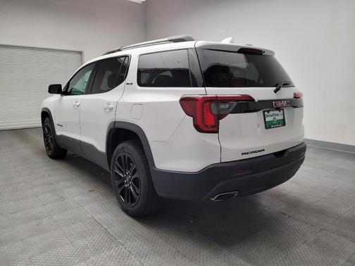 Summit White 2023 GMC Acadia FWD SLE