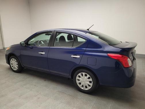Deep Blue Pearl 2018 Nissan Versa 1.6 SV