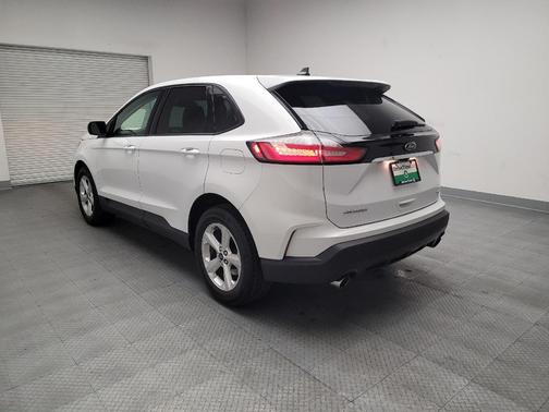 2020 Ford Edge SE