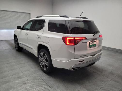 White Frost Tricoat 2017 GMC Acadia Denali