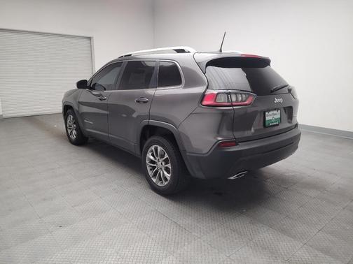 Granite Crystal Metallic Clearcoat 2019 Jeep Cherokee Latitude Plus