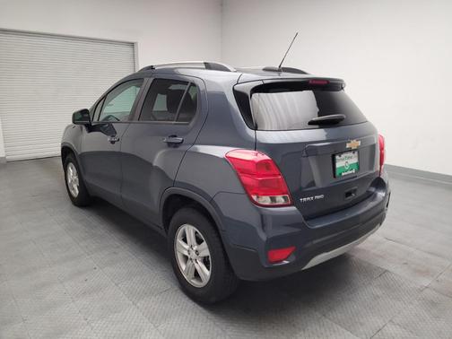 Shadow Gray Metallic 2022 Chevrolet Trax LT