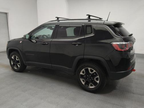 Diamond Black Crystal Pearlcoat 2018 Jeep Compass Trailhawk