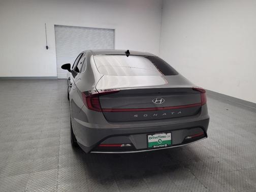 Gray 2023 Hyundai SONATA SE