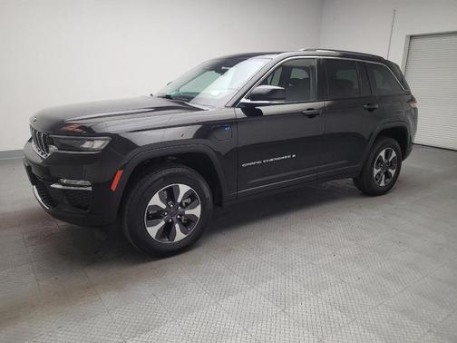 Diamond Black Crystal Pearlcoat 2022 Jeep Grand Cherokee 4xe Base