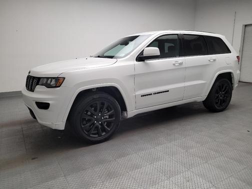 2020 Jeep Grand Cherokee Altitude