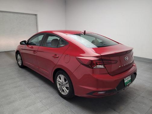 Red 2019 Hyundai ELANTRA SEL