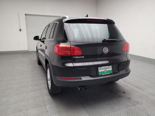 2017 Volkswagen Tiguan 2.0T Wolfsburg Edition