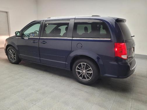 Contusion Blue Pearlcoat 2017 Dodge Grand Caravan SXT