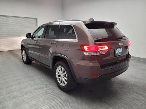 Walnut Brown Metallic Clearcoat 2021 Jeep Grand Cherokee Laredo