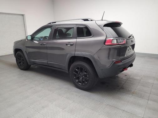 Granite Crystal Metallic Clearcoat 2019 Jeep Cherokee Trailhawk Elite